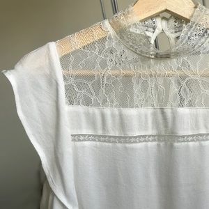 ✨Express White High Lace Neck Blouse